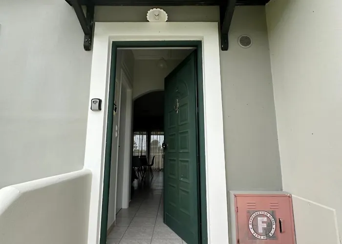 Odysseas Aparthotel Kalo Nero