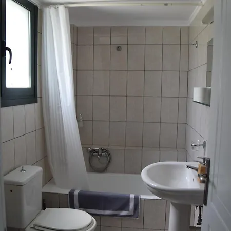 Odysseas Aparthotel 3*