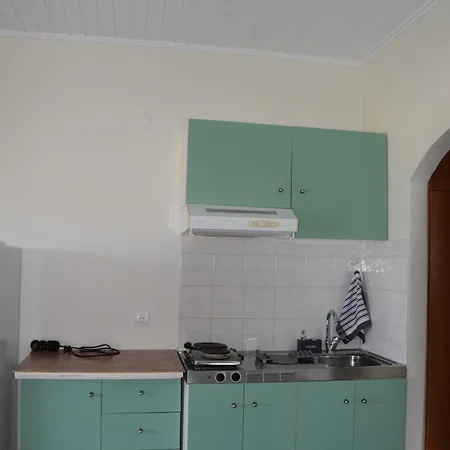 Aparthotel Odysseas Kalo Nero