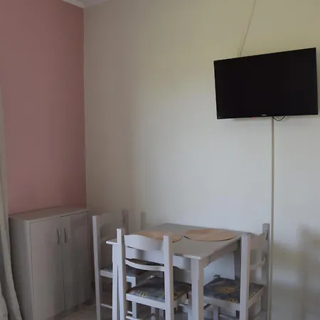 Aparthotel Odysseas Kalo Nero