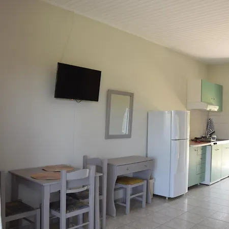 Odysseas Aparthotel *