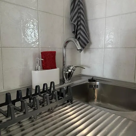 Odysseas Aparthotel 3*
